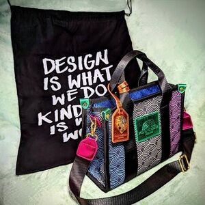 Crossbody Tote Kurt Geiger London NWT Southbank Luxury🌈 Rainbow Metallic!